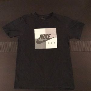 Nike Graphic Tee